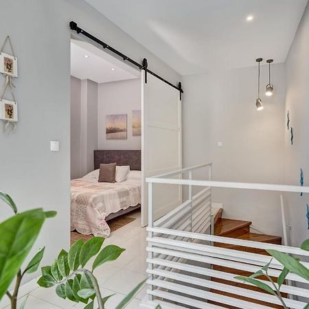 Old Town Luxury Velvet Apartment Rhodes City Bagian luar foto