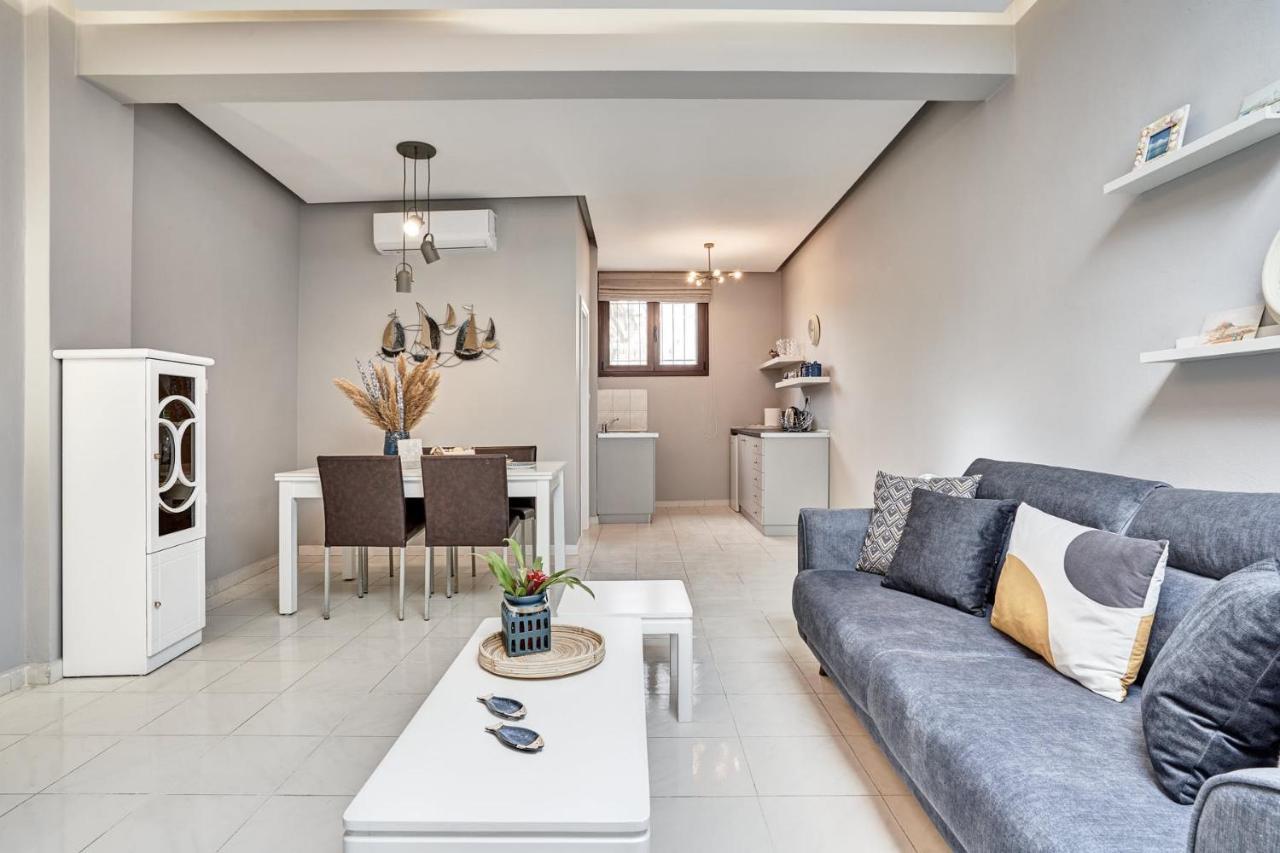 Old Town Luxury Velvet Apartment Rhodes City Bagian luar foto
