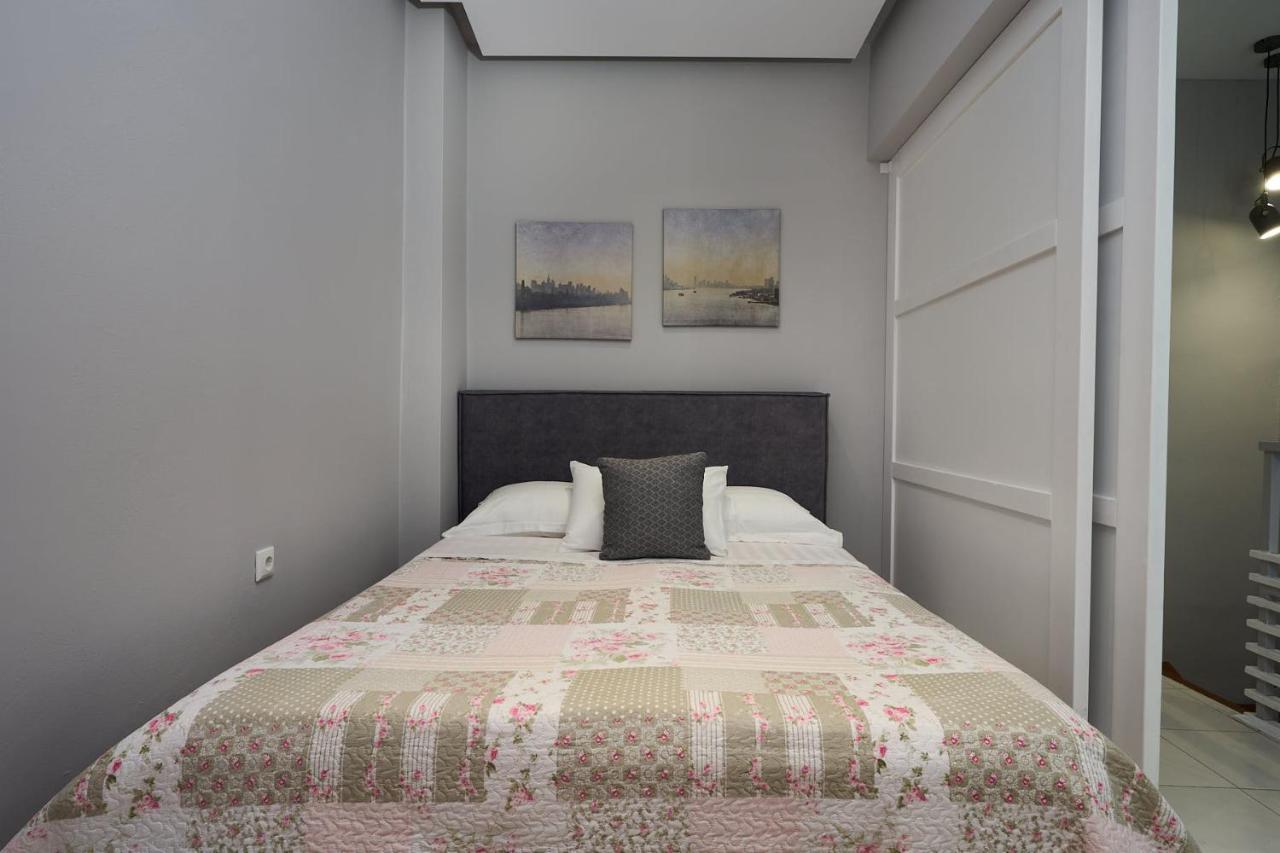Old Town Luxury Velvet Apartment Rhodes City Bagian luar foto