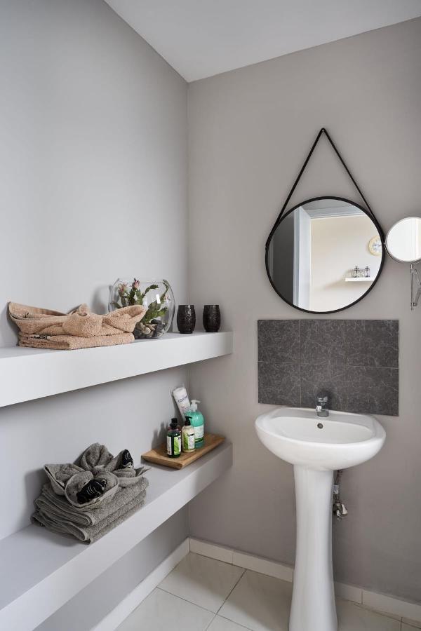 Old Town Luxury Velvet Apartment Rhodes City Bagian luar foto