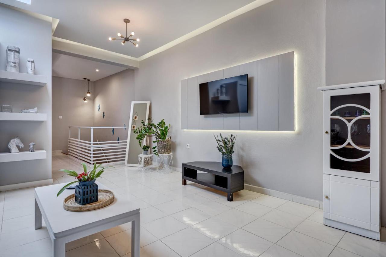 Old Town Luxury Velvet Apartment Rhodes City Bagian luar foto