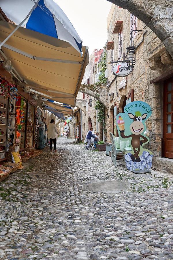 Old Town Luxury Velvet Apartment Rhodes City Bagian luar foto